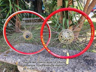 coppia di Ruote 26X190 completo di Ruota Libera 8V