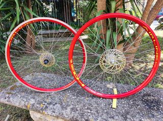 coppia di Ruote 26X190 completo di Ruota Libera 8V