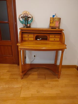 Mueble bureau hall estilo siglo XVIII