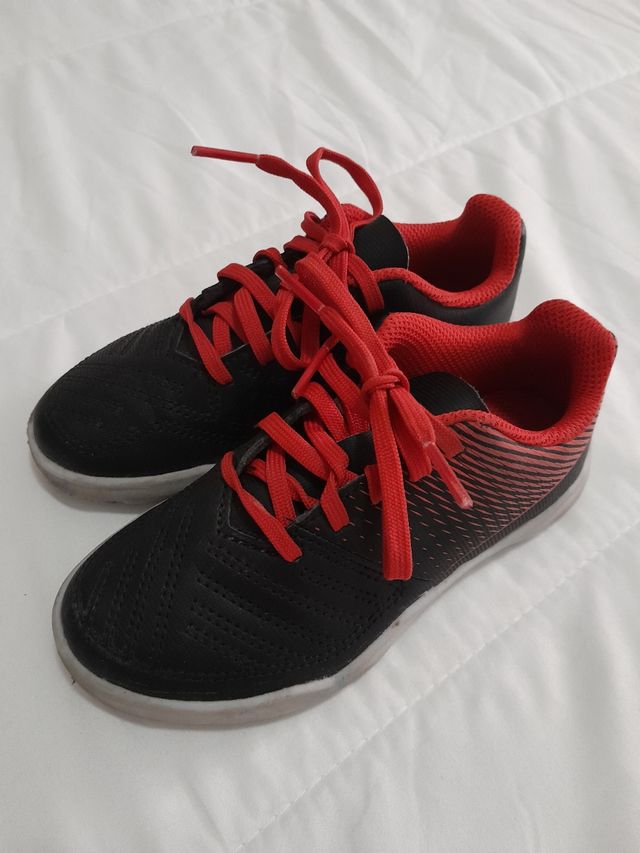 Botas de fútbol sala niño Kipsta