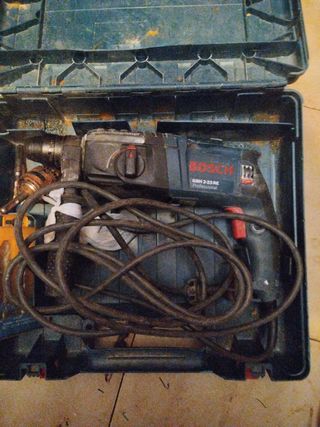 Taladro profesional BoschGBH2-23RE