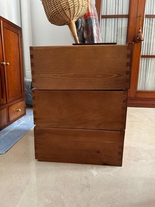 Cajones madera y dos puertas