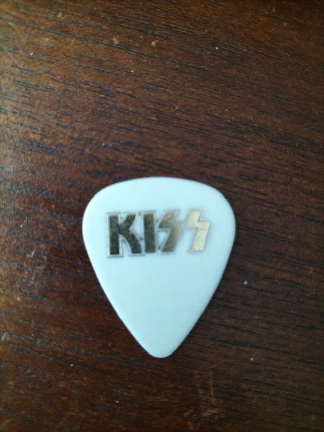 Pua Kiss gene simons