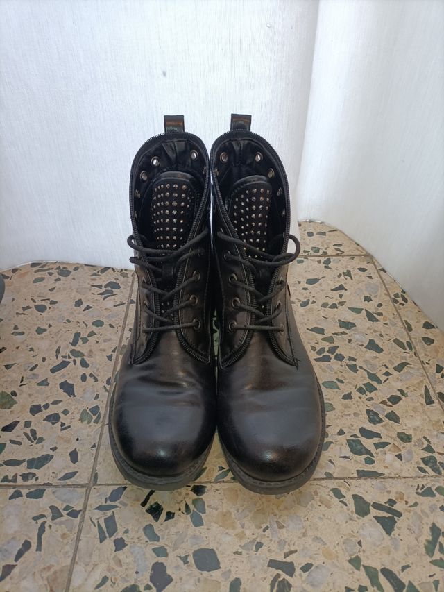 Botas negras 38
