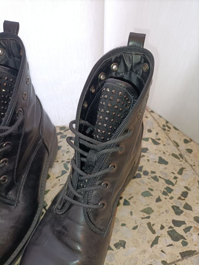 Botas negras 38
