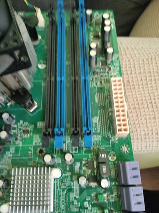Placa base con procesador I7