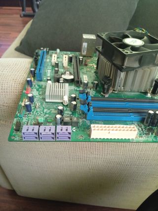 Placa base con procesador I7