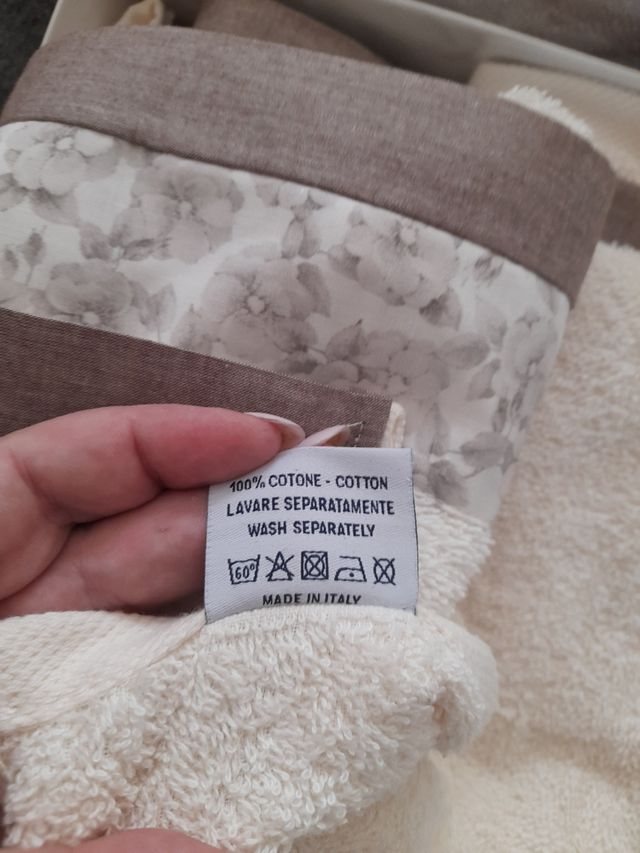 Completo bagno 5 pezzi color panna