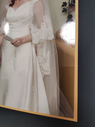 Vestido novia marca Rosa Clara y mantilla