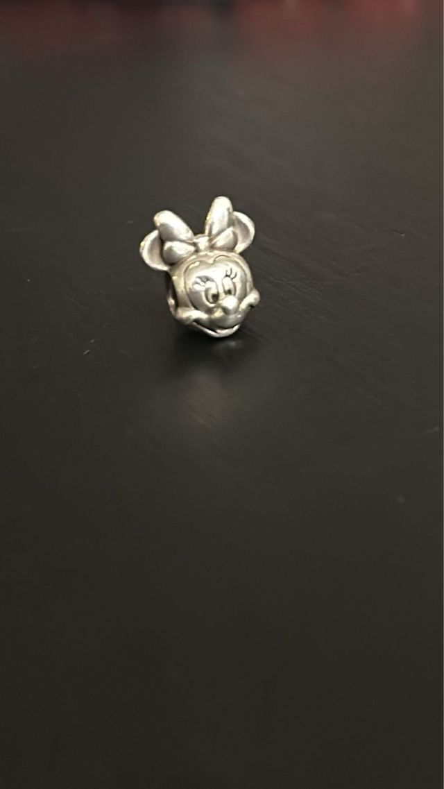 Charm de Pandora de Minnie