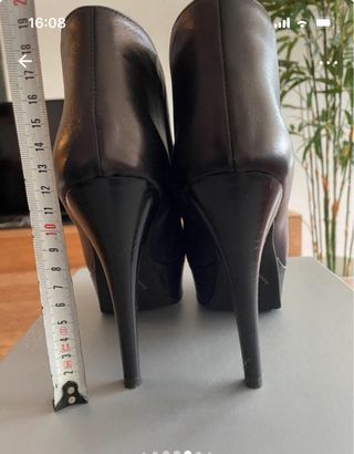 Botin plataforma y tacón en piel negro, Vogli