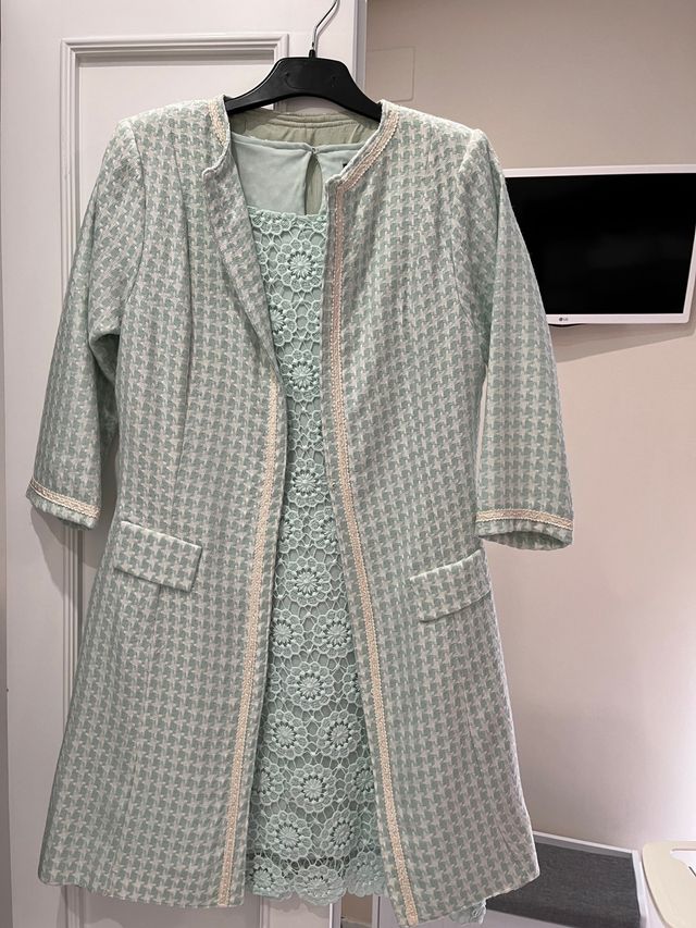 Vestido encaje  con chaqueta / abrigo a juego