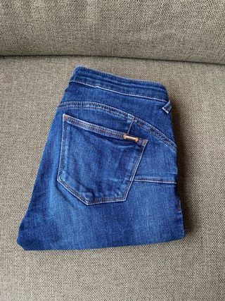 Pantalones vaqueros de Mango