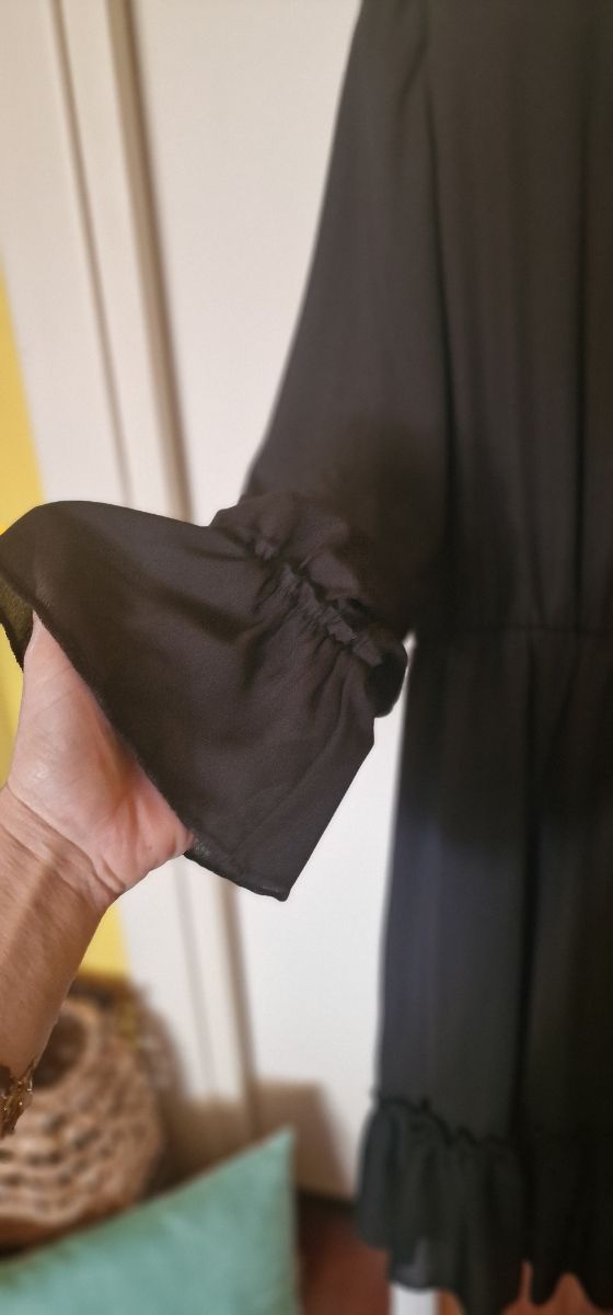 Abitino Xetra con balza 