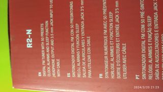 Radio despertador bluetooth.