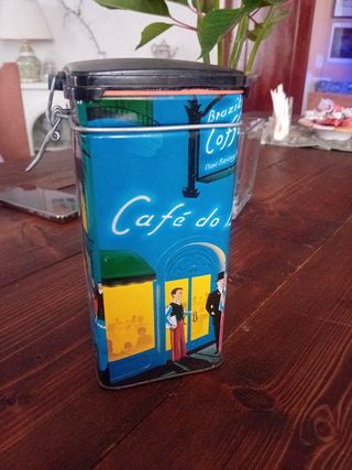 Latta vintage per caffè