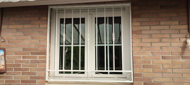 Verja de hierro para ventana