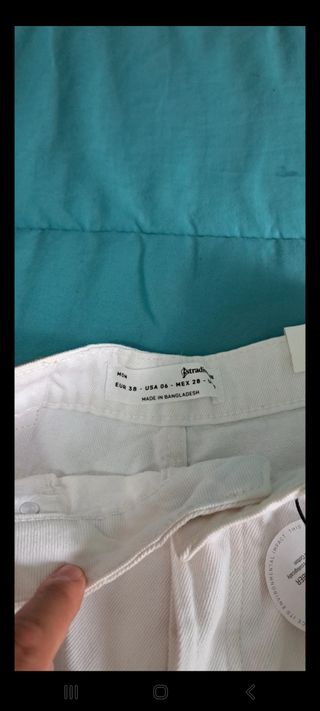 Short Stradivarius Mujer