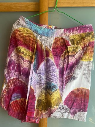 Minifalda blanca estampada