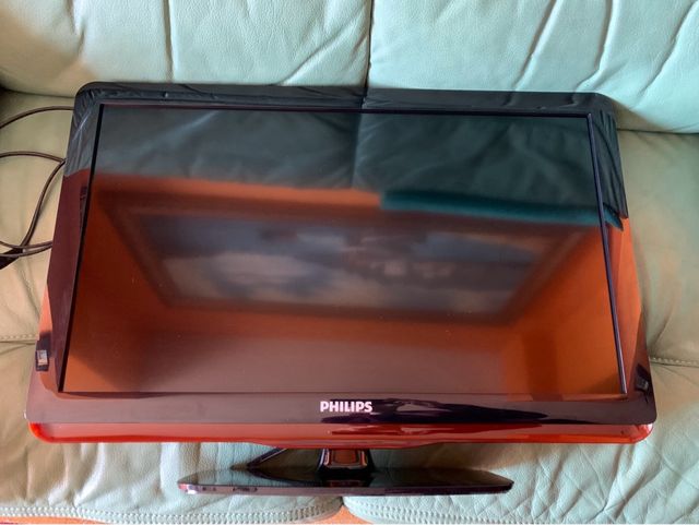 Tv Philips Led 26”