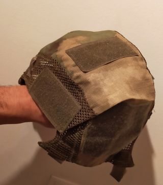 Cubre casco de airsoft