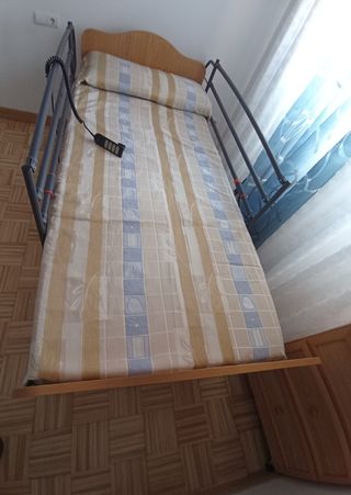 Cama ajustable articulada