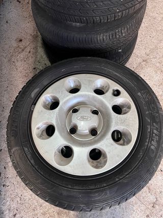 Llantas ford xr3i