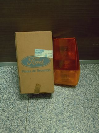 Faros y pilotos Ford
