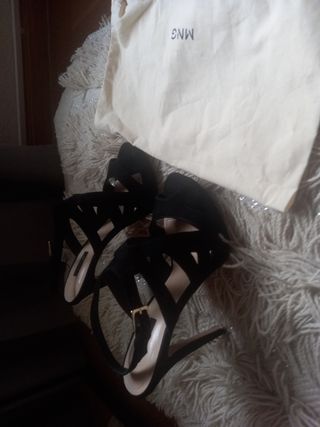 Sandalias de tacón Mango