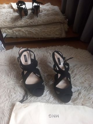 Sandalias de tacón Mango