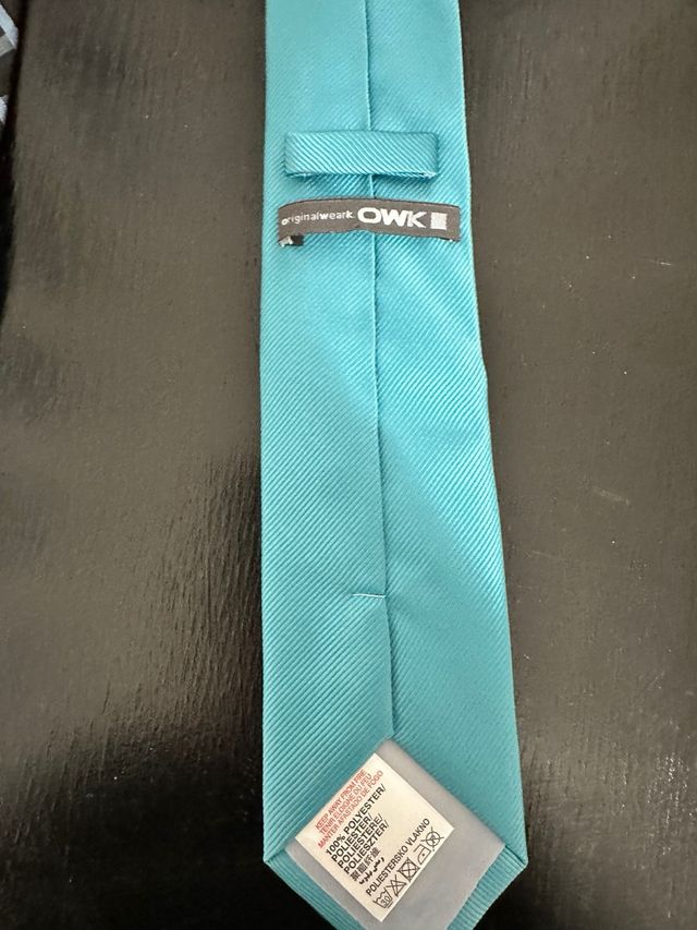 31 Cravatte di Marca nuove singole o in stock!