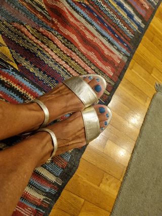 Sandalias Piel Doradas