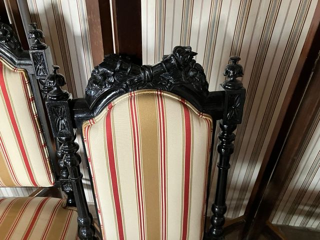 Cadeiras Antiguidades (3)