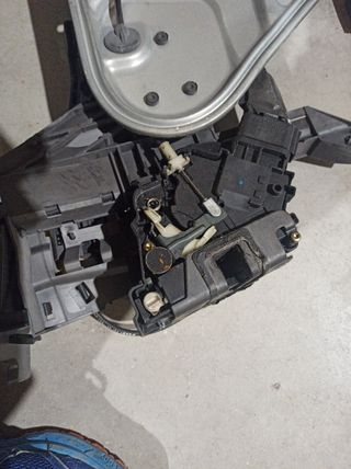 Cerradura Ford cmax 2009
