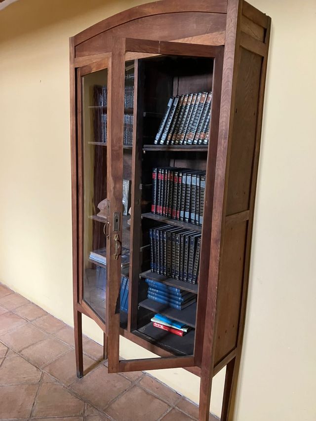 Vitrina Despacho Antigua