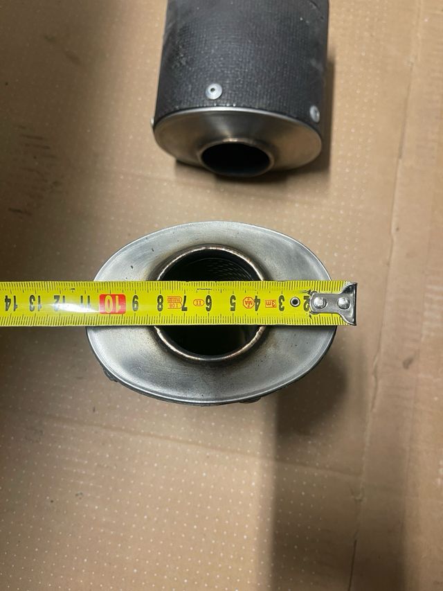 Terminali auto moto carbonio