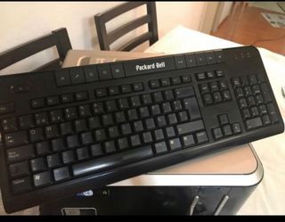 Pack Ordenador sobremesa packard bell
