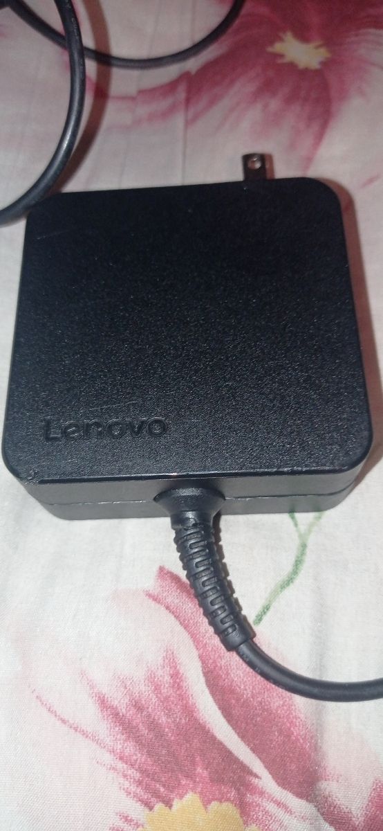 Cargador Lenovo 20V