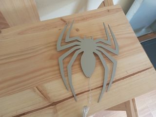 Cartel neon-led inspiracion araña Spiderman Marvel