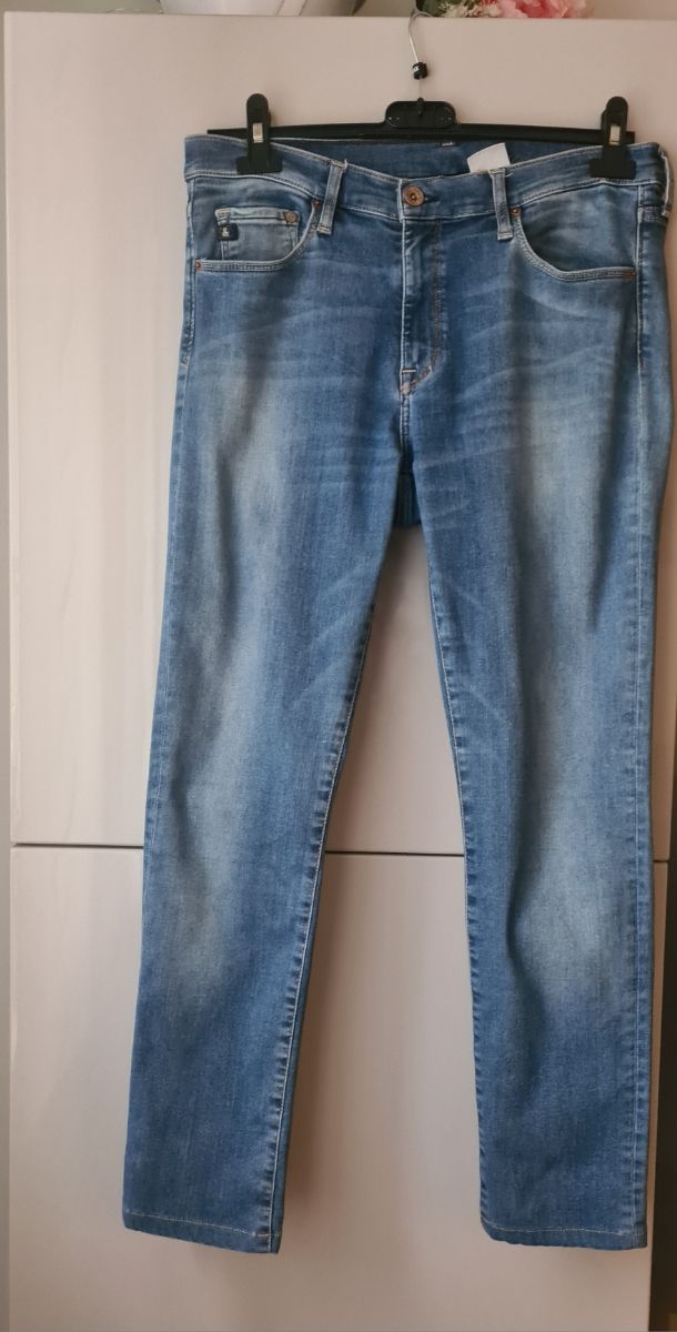 Jeans indossata pochissimo