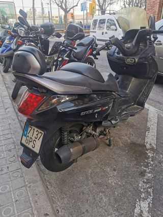 Sym GTS evo 300i motor averiado