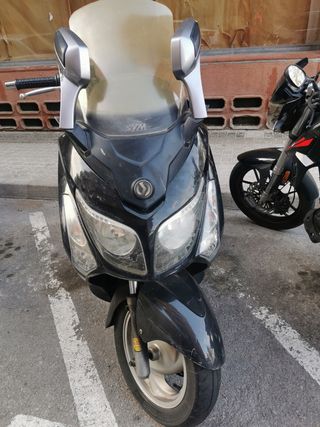 Sym GTS evo 300i motor averiado