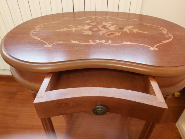 Mobiletto legno intersiato