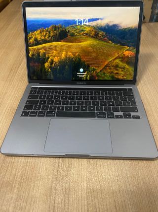 MacBook Pro M2. 