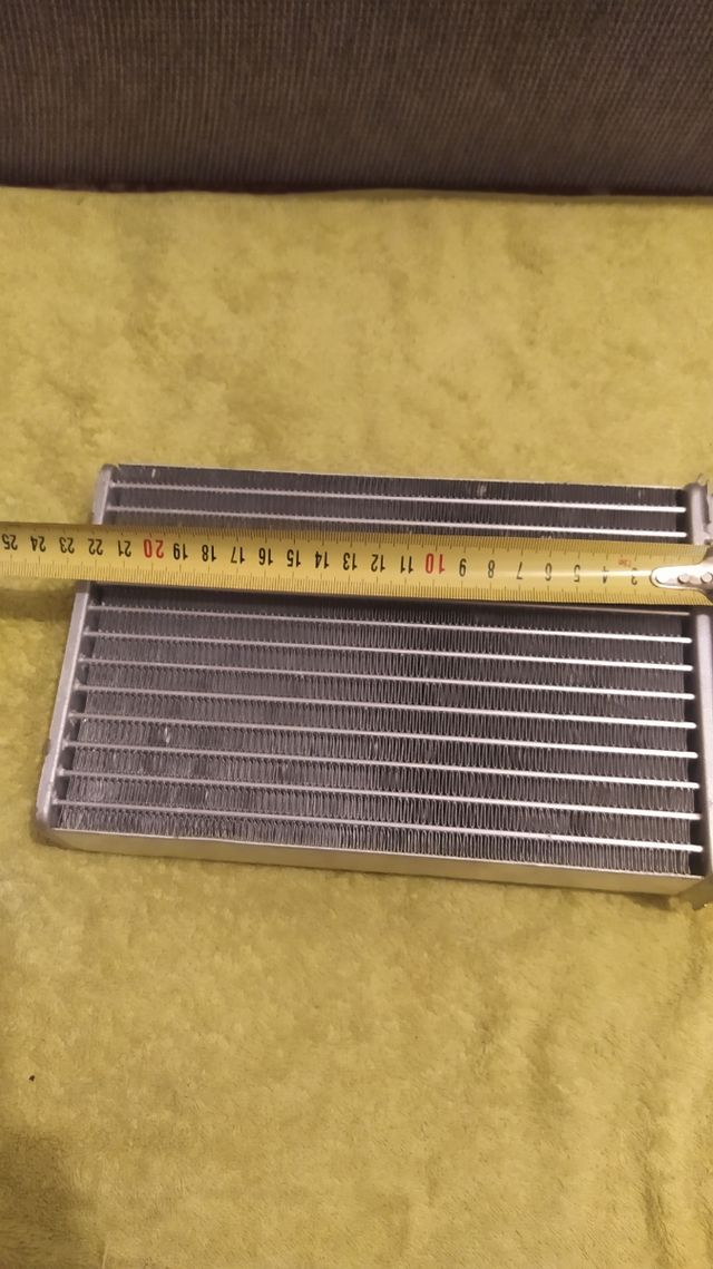 Radiador de calefacción marca NRF 54272