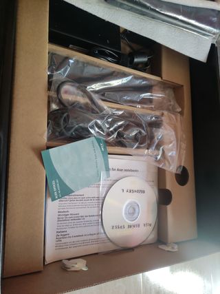 Portátil Acer Aspire 5735z