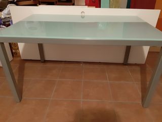 Mesa grande acero y cristal blanco