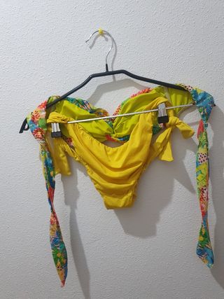 Bikini 