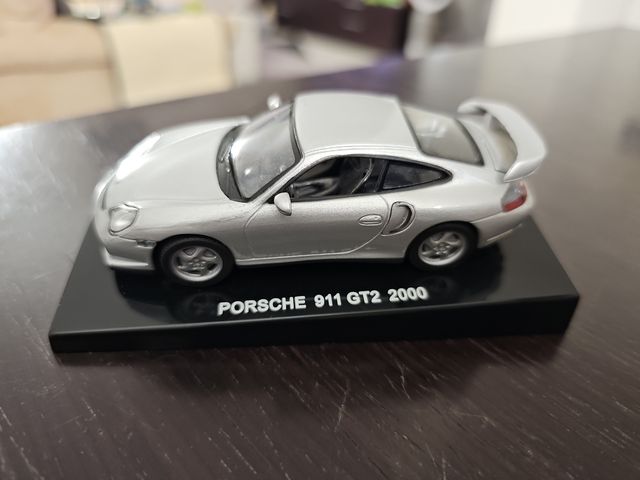 Porsche 911 GT2 2000 1/43