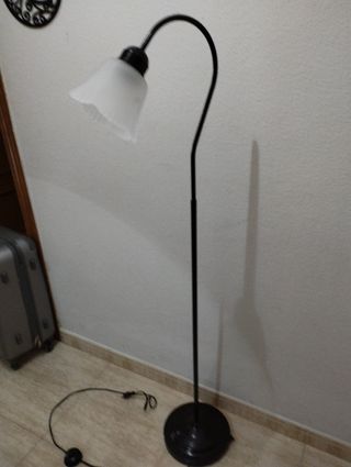 Lampara de pie